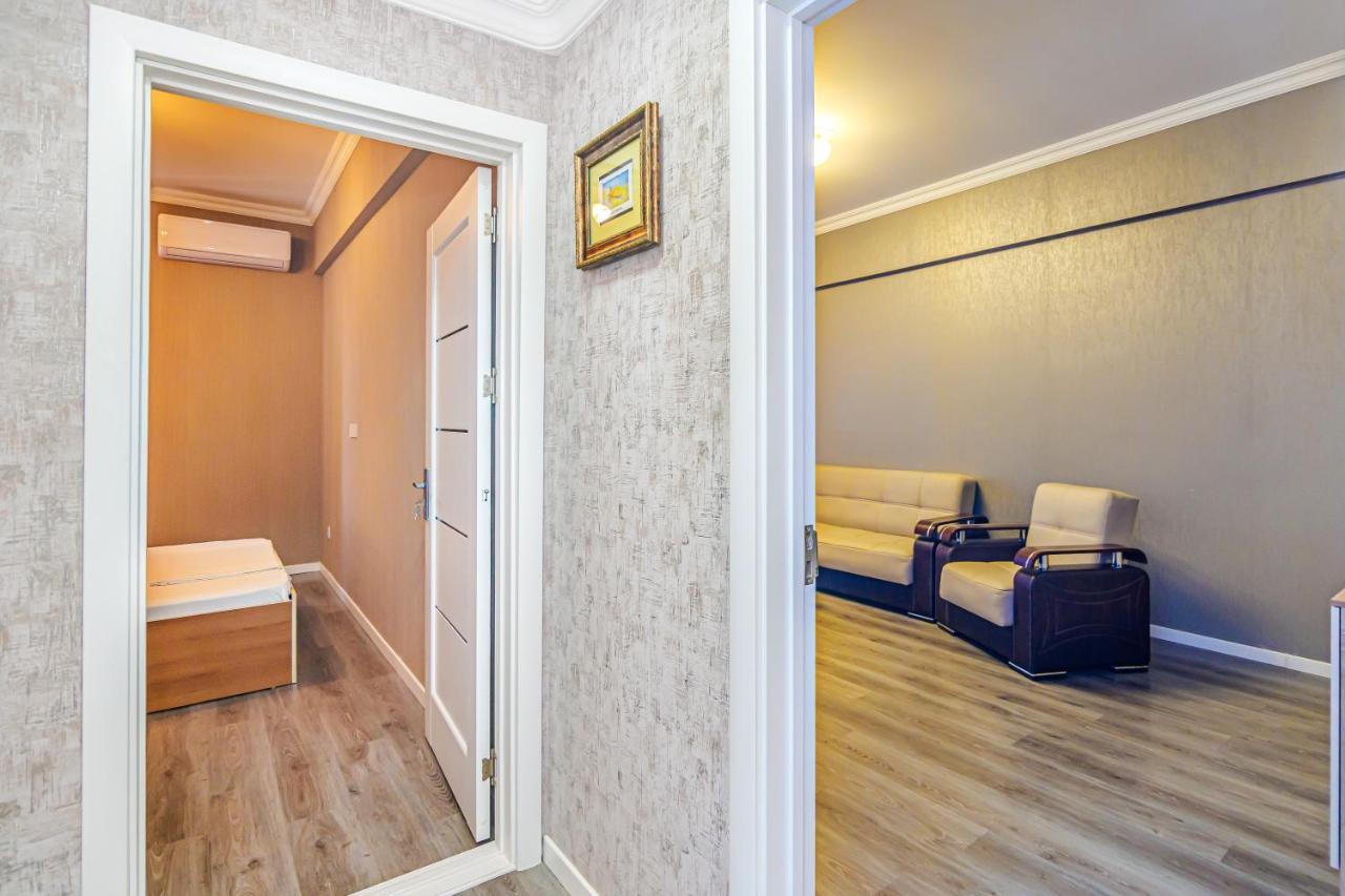 Luxury 2 Room Apartment In The Center Baku Exterior photo
