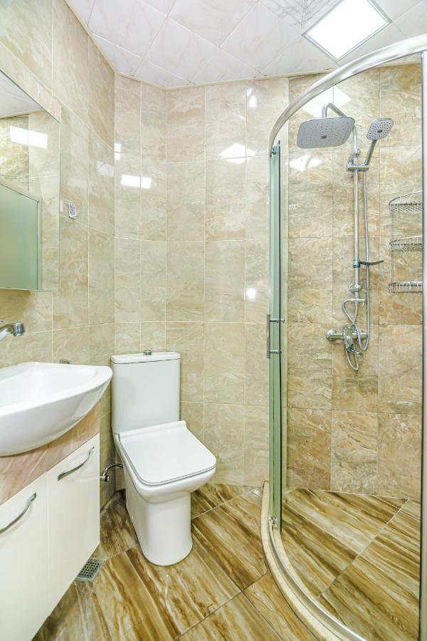 Luxury 2 Room Apartment In The Center Baku Exterior photo